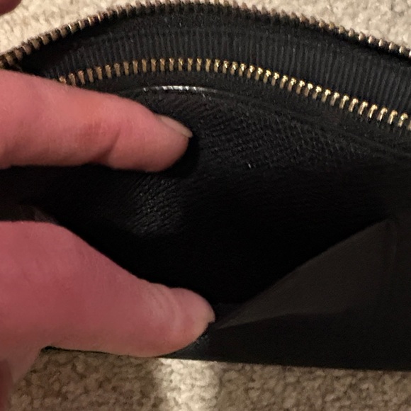 Nwot Coach Black pebbled leather  Textured Wristlet - Picture 5 of 14